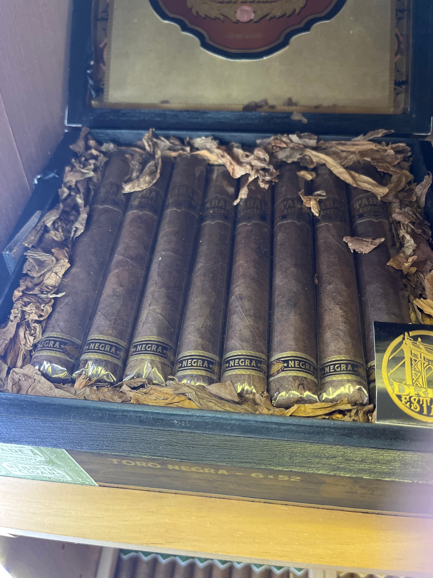 Cigar- Tabak Especial Toro Negro