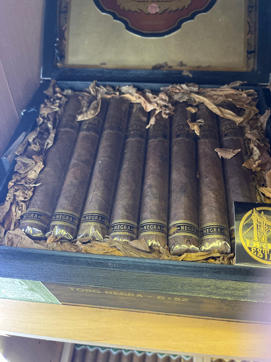 Cigar- Tabak Especial Toro Negro