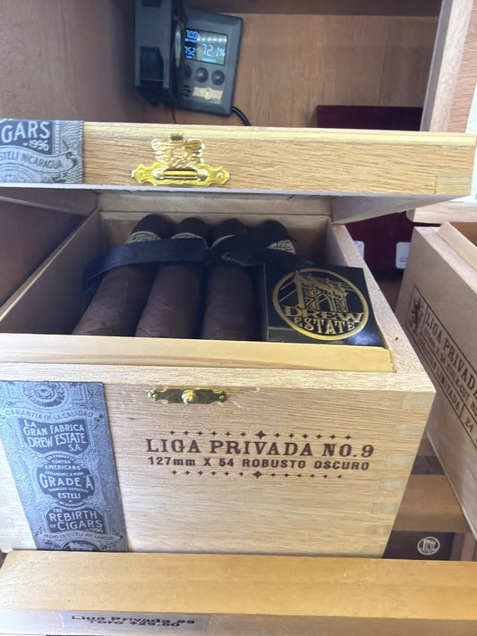 Liga Privada #9 Robusto