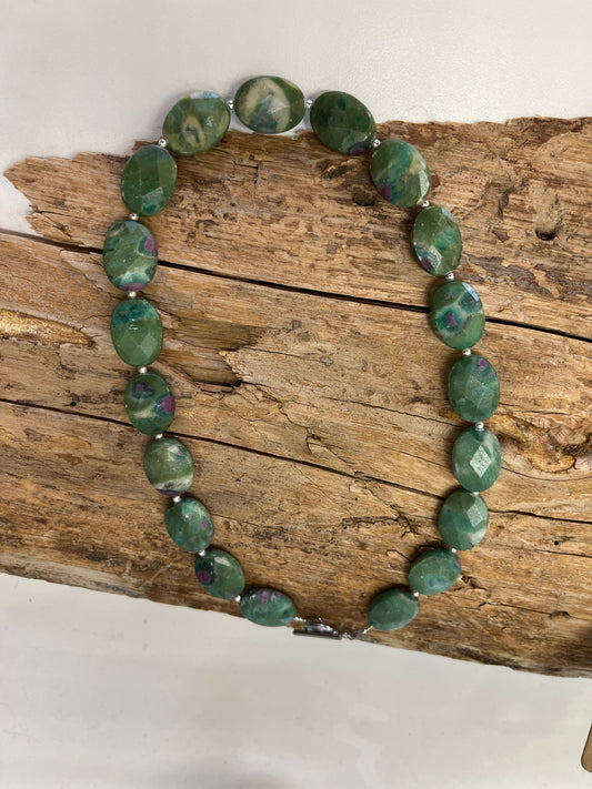 Ruby zoisite Necklace
