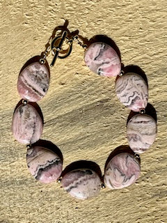 Peach Blossom Jade Drop Bracelet